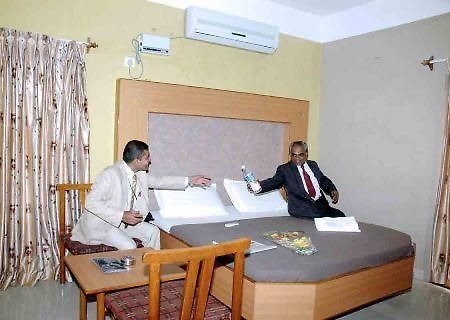 Parvathi Residency Hotel Nāgercoil Esterno foto